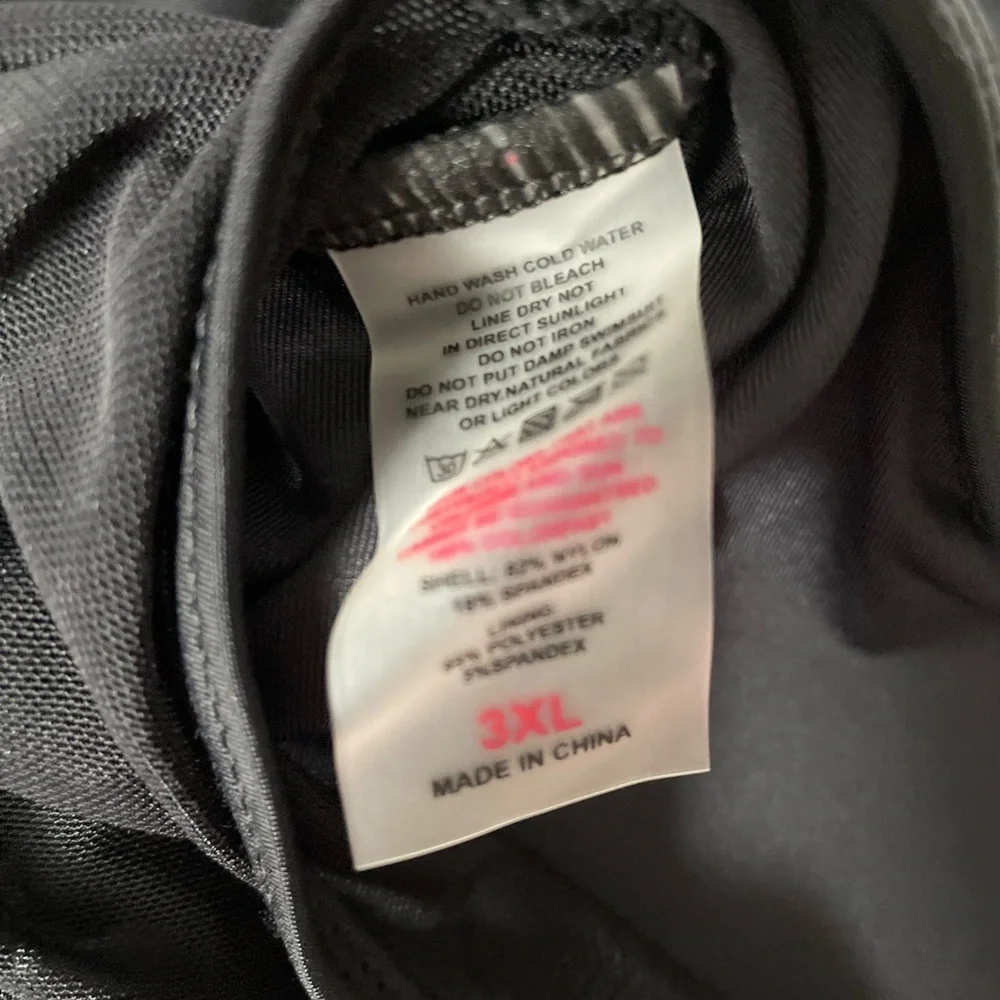 3XL Swimsuit  for Women - Picture 9 of 10